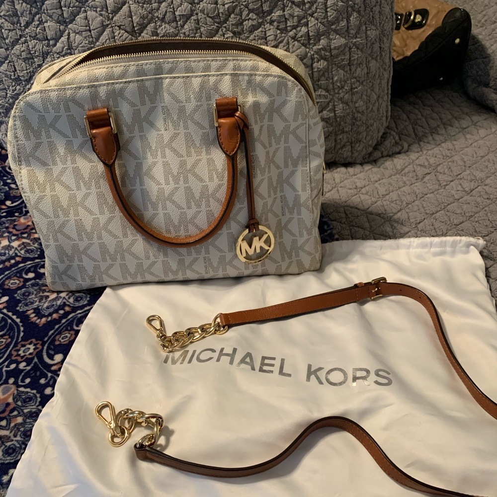 MK purse
